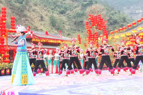 陈涓2018央视东西南北贺新春